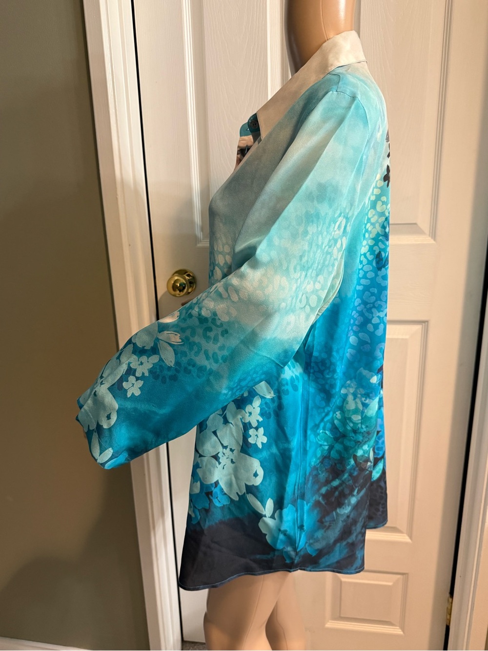 Soft Surroundings Womens Tunic Top Blouse L Blue Silk Jolene Watercolor - Picture 10 of 16